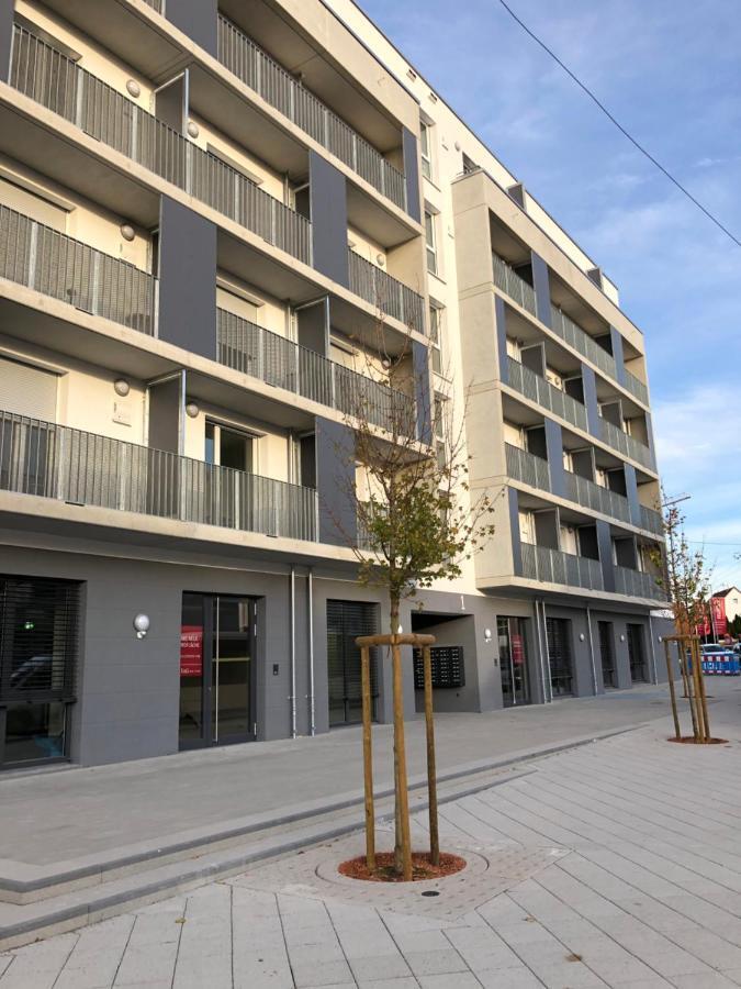 1-zi. Apartment, Echterdingen Bei Flughafen/messe Stgt. Apartment *