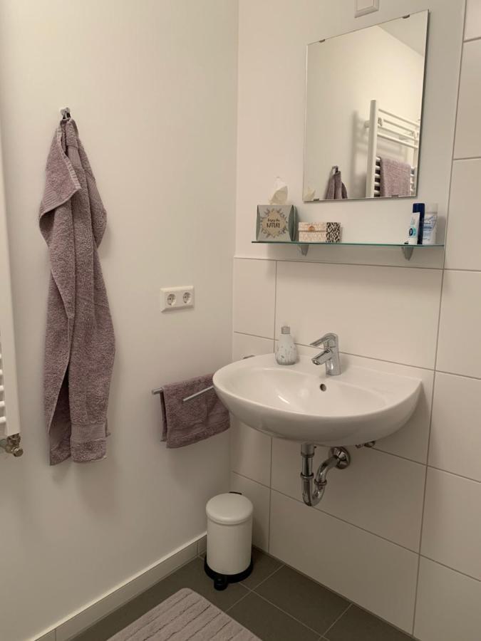 Apartment 1-zi. Apartment, Echterdingen Bei Flughafen/messe Stgt. Leinfelden-Echterdingen